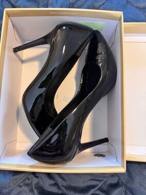 Michael Kors Claire Black Patent High Heel Pumps